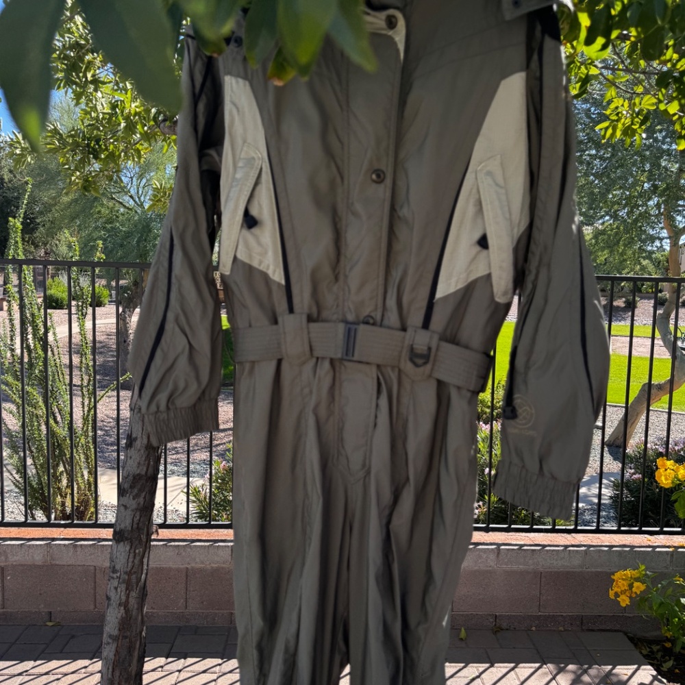 Hard Corps Hooded Ski Jumpsuit Size 14